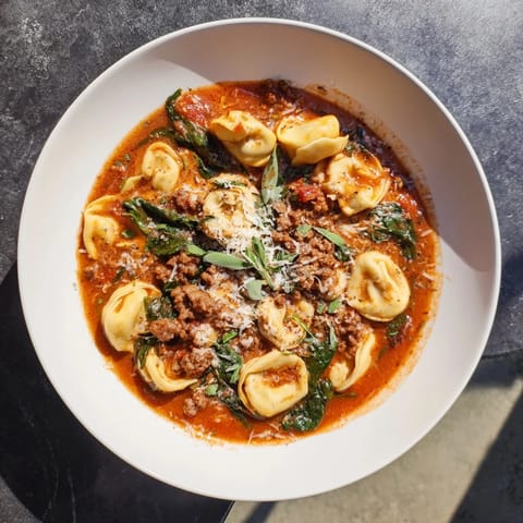 Tuscan Tortellini Soup